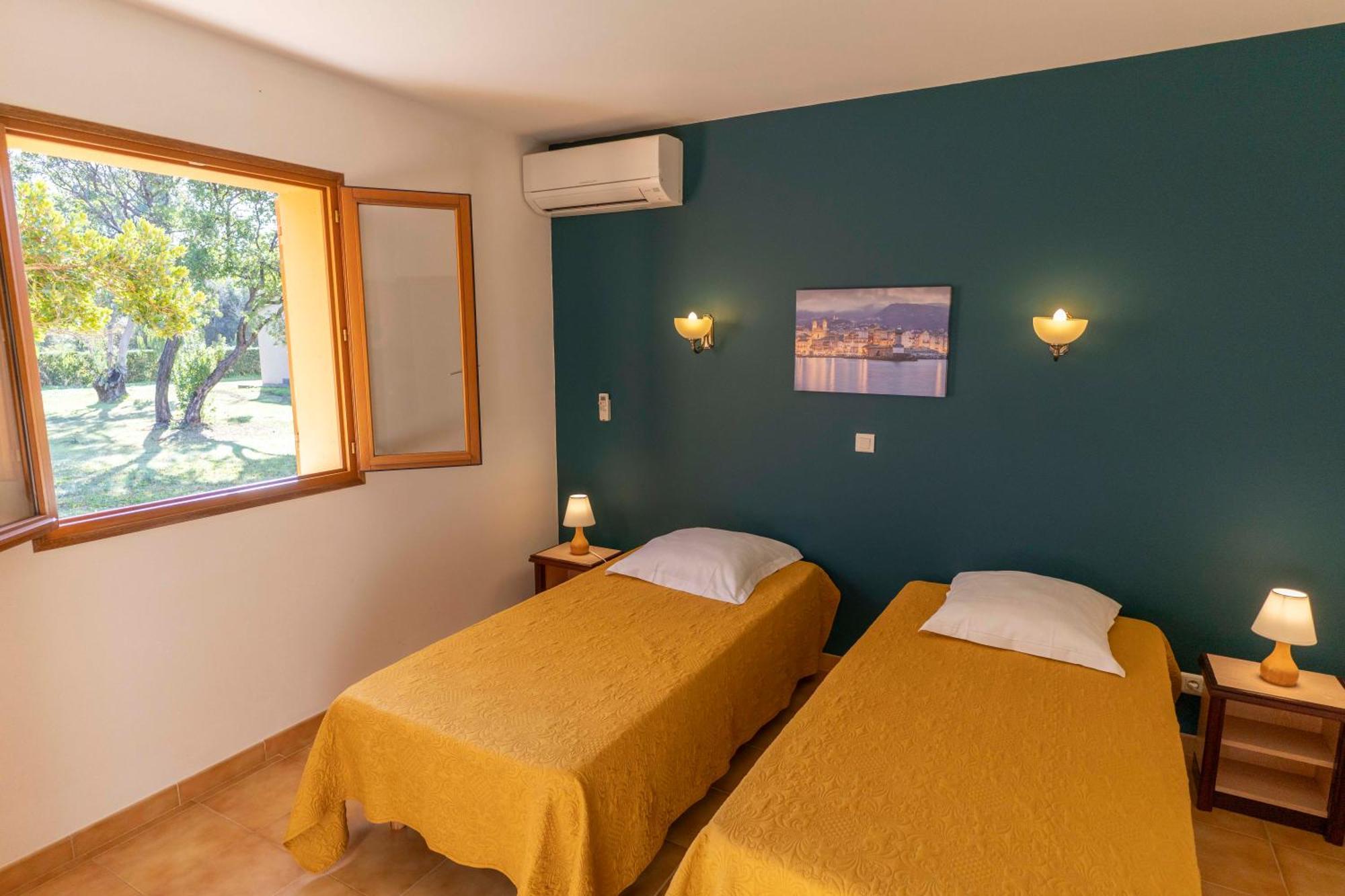Taglio-Isolaccio Residence Mare E Sole מראה חיצוני תמונה
